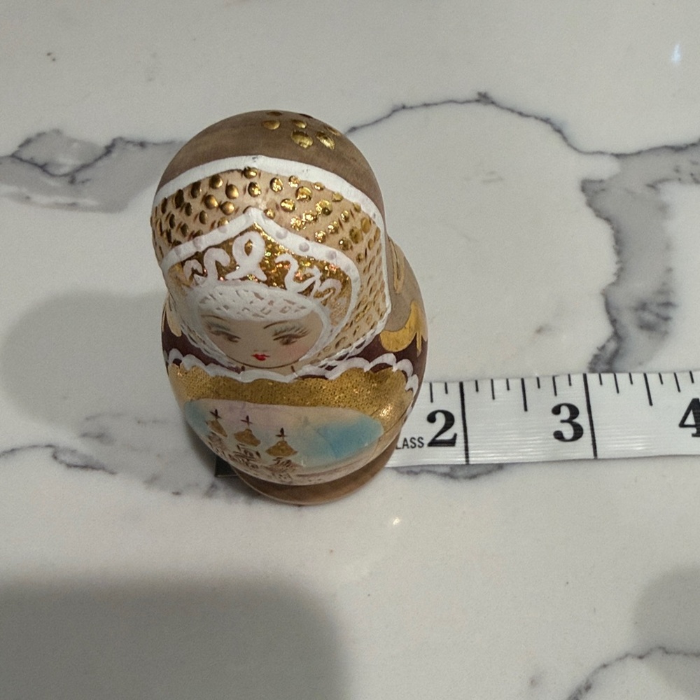 Russian nesting dolls 🪆 - Picture 2 of 3